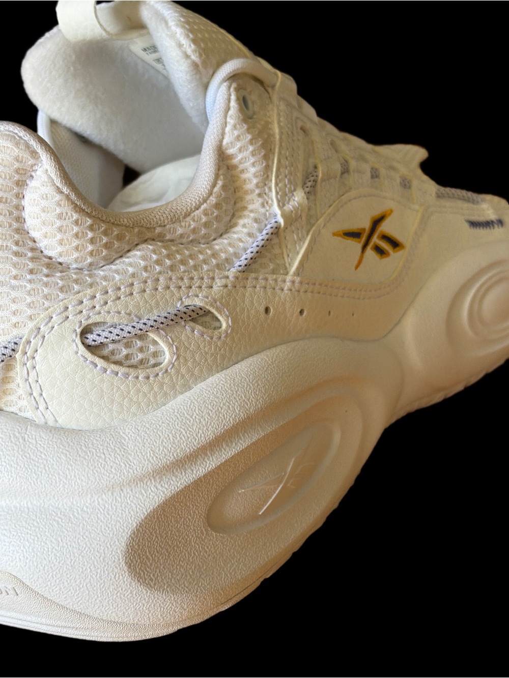 Reebok A.I. SOLUTION Mid White & Yellow Athletic Sneakers *NEW* men’s size 11 🦅 - Picture 13 of 15